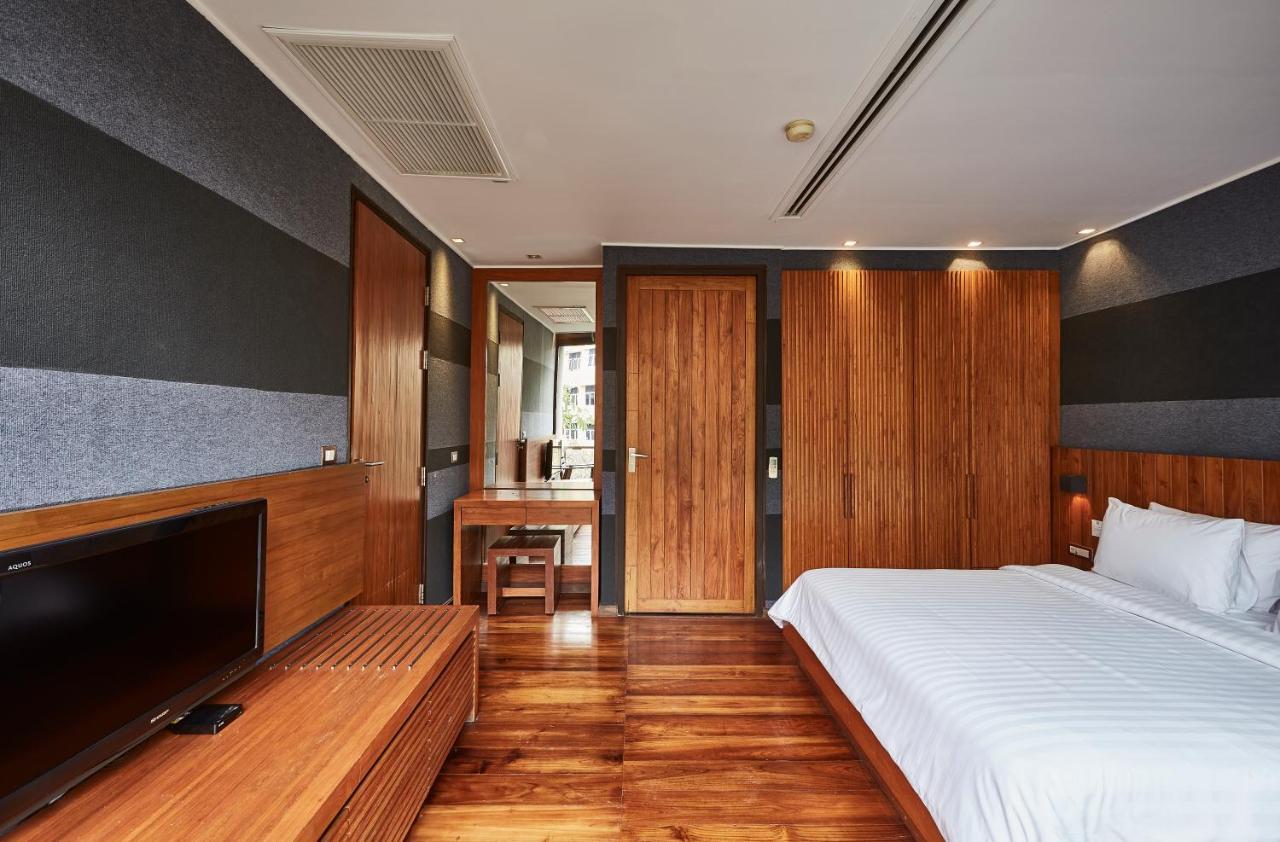 Luxx Langsuan Hotel - Sha Plus Μπανγκόκ Εξωτερικό φωτογραφία